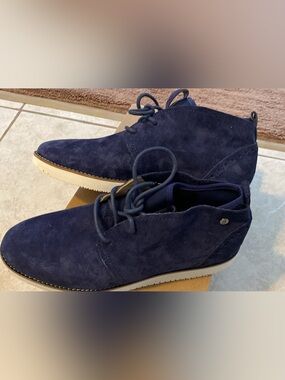 Hush Puppies Chowchow Chukkas - Royal Navy sz 7 BNIB